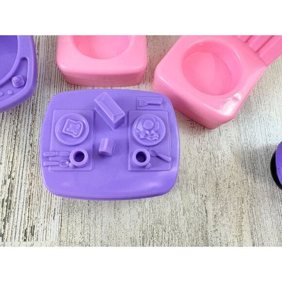 Fisher Price Little People 2008 Happy Sounds Home Furniture Baby Mom High Chair - Picture 7 of 16